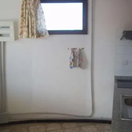 Sleeps 4 Wifi Famara